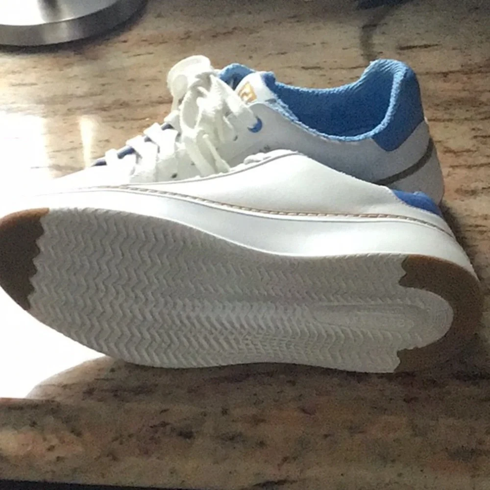 Women’s Cole Haan Grand Pro Top Spin Sneakers,Comfortable and Lightweight.